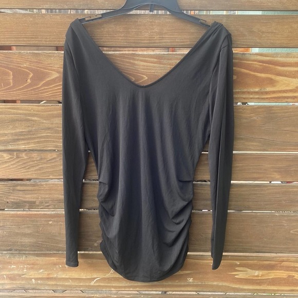 Moda International Deep Vee Top - L - Picture 2 of 4